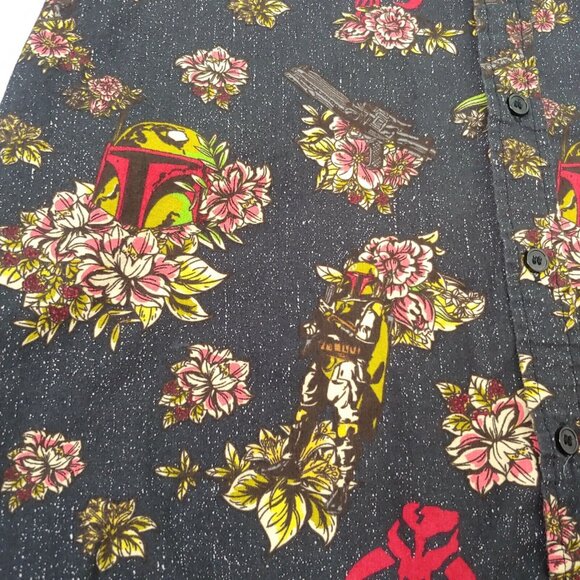 Star Wars Boba Fett Shirt Small Tropical Galaxy Black Floral Stars Movie Nerd - Picture 6 of 8